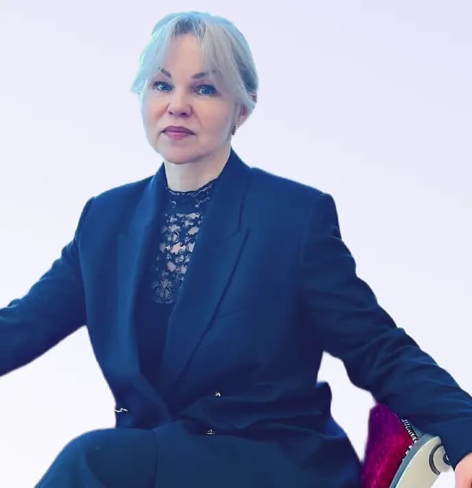 Светлана Суркова